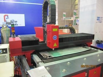 500W 1500 एक्स 3000 सीएनसी शीट प्लेट के लिए फाइबर लेजर काटने की मशीन
